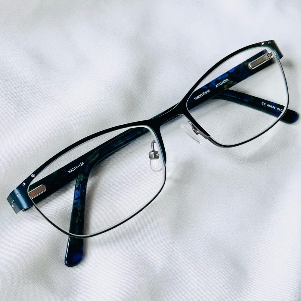 Karen Kane eye glasses